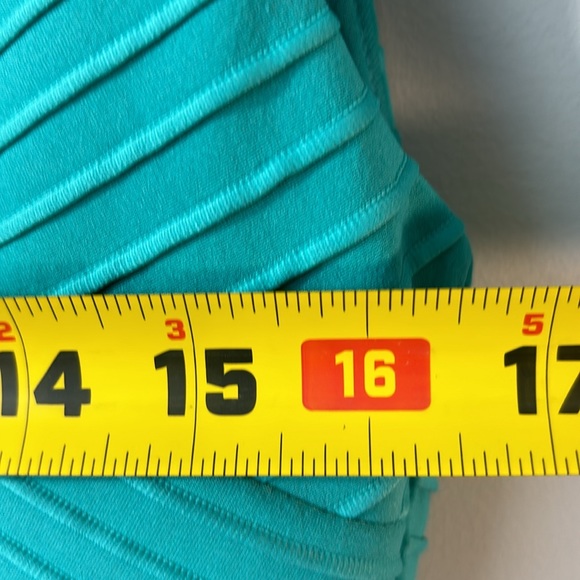 London Times turquoise bodycon midi dress in size 12. Great for travel! - Picture 4 of 6